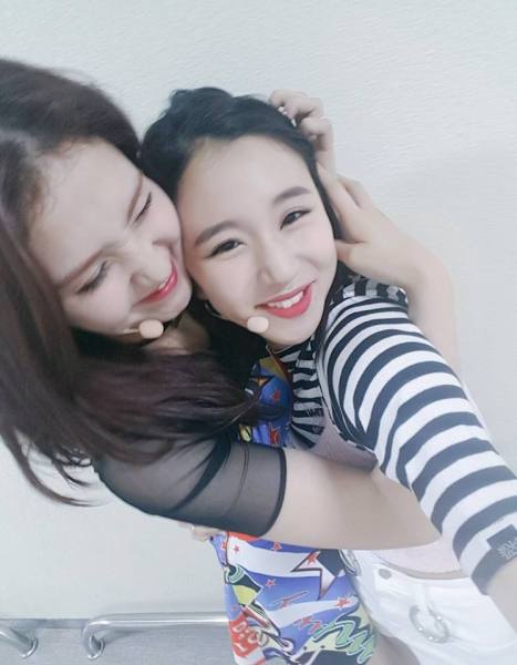 somi et chaeyoung2